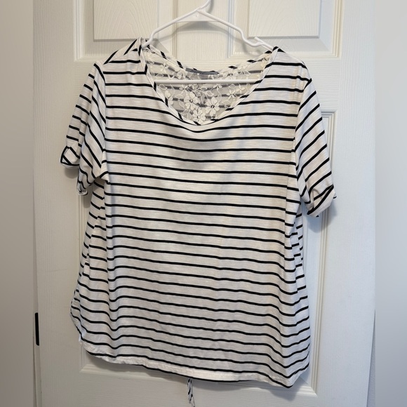 Fun stripes! - Picture 1 of 4